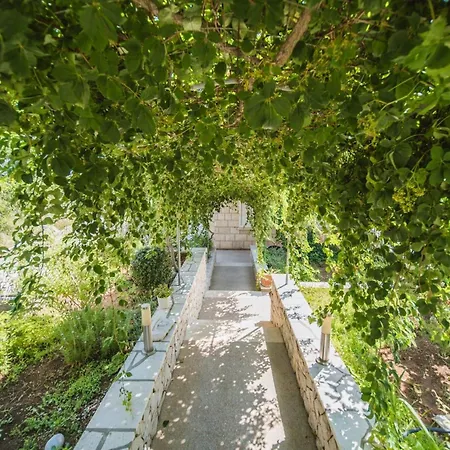 By The Sea Lumbarda, Korcula - 4353 아파트 *