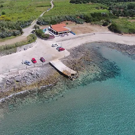 By The Sea Lumbarda, Korcula - 4353 *